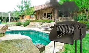 Miles de personas se suman a una gran barbacoa en la nueva casa de Pablo Iglesias organizada en Facebook