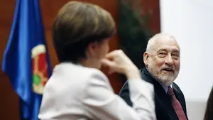 Una alumna de doctorado de la Universidad P&uacute;blica de Navarra logra 'traer' a Pamplona a un Premio Nobel