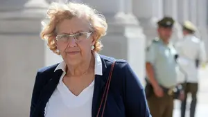 Manuela Carmena, en el hospital: la alcaldesa de Madrid pasa la noche ingresada tras una aparatosa caída