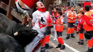 Radiología del encierro de San Fermín: así trabaja el personal médico para atender hasta 300 heridos