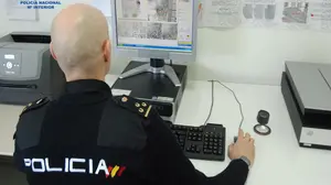 Frenar las denuncias falsas en Navarra: la Policía Nacional instala un nuevo sistema para detectarlas