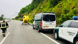 Muere un hombre de 71 años y una mujer resulta herida muy grave tras salirse de la vía en Urriza