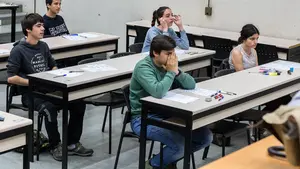 Piden ampliar las horas de Filosofía para no perjudicar a los alumnos navarros en la EvAU