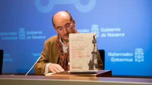 La historia reciente de Navarra contada por un expresidente: as&iacute; es el nuevo libro de Juan Cruz Alli