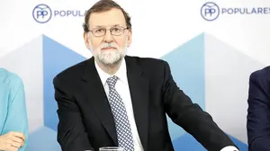 Rajoy deja la dirección del PP y anuncia un congreso para elegir sucesor: "Es lo mejor para el partido"