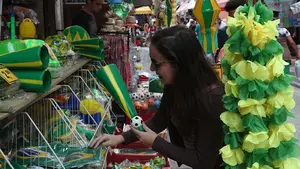 El sueño brasileño del sexto Mundial aumenta la venta de productos para hinchas
