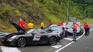 De 'rally' por Navarra: detectan una quincena de coches de alta gama en la zona de obras de Belate