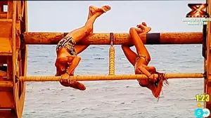 La pamplonesa Sof&iacute;a y Logan, a la final de 'Supervivientes' tras un peligroso duelo en 'La Noria Salvaje'