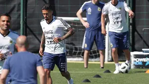 El argentino Lanzini se rompe el ligamento y dice adiós al Mundial