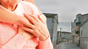 Un abrazo lleno de maldad: dos personas 'asaltan' y roban una cadena de oro a una anciana de Los Arcos