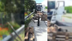 La Policía Foral halla droga camuflada en palés que transportaba un camión a su paso por Navarra