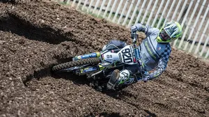 El navarro Ander Valentín no consigue acabar ninguna de los dos mangas en la prueba del Mundial