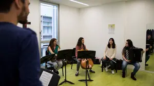 Aumentan las quejas en Navarra por la falta de profesorado en las escuelas de música y artes escénicas