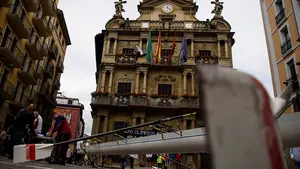 Nueva muestra de apoyo al Club de Remo en su lucha por la reparación de la presa de Pamplona