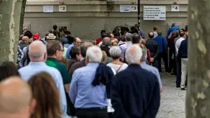 Colas en Pamplona para renovar los abonos de los toros: Los Sanfermines enfilan su cuenta atrás
