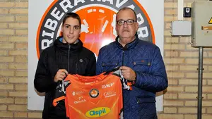 El décimo hombre: la "perla de Tafalla" de 19 años se une a la plantilla del Aspil Vidal