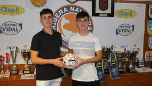 Los juveniles Uge y Manu "muy ilusionados" por hacer la pretemporada con el primer equipo