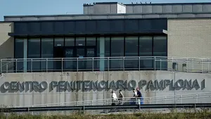 Condenado a prisión por publicar una foto del momento de la violación grupal de La Manada en Sanfermines