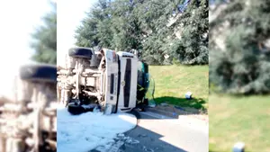 Herido grave un conductor en Zizur al protagonizar su hormigonera un aparatoso vuelco