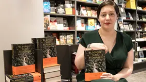 Un nuevo 'Guardián Invisible' se presenta en Pamplona: así es la novela primeriza de la bilbaína Alaitz Leceaga