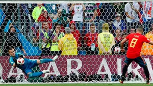 Un repaso en fotos a la derrota del combinado español ante los anfitriones del Mundial