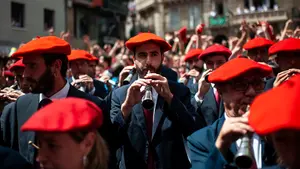 Bildu pide al Ayuntamiento de Pamplona que los gaiteros puedan salir en las fiestas de los barrios