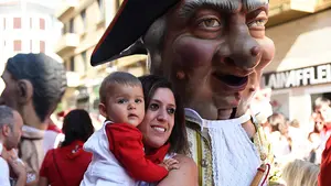 Los gigantes y cabezudos no descansan ni en domingo: este es su recorrido para el 8 de julio