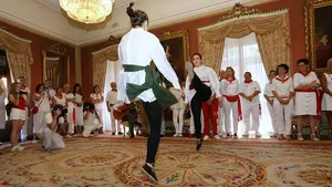 Bayona, invitada de honor en el D&iacute;a de las Ciudades Hermanas: as&iacute; celebra Pamplona sus 'lazos' familiares