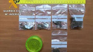 Pillan a dos navarros en Huesca con 100 kilos de hachís en el coche cuando intentaban cruzar a Francia