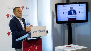 Exigen la dimisión del vicepresidente Ayerdi por una "corazonada" que causó la pérdida de 2,6 millones