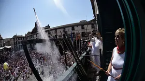 ¡Viva Santa Ana! Así ha sido el estallido de la fiesta desde la Casa del Reloj de Tudela