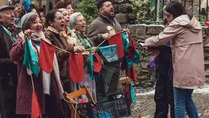 Roncal se despide de Jon Kortajarena y Carmen Machi tras finalizar el rodaje de "Lo nunca visto"