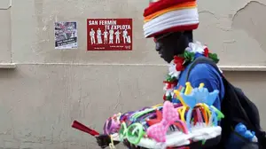 De ingeniero con siete idiomas en Senegal a vendedor ambulante en Pamplona: esta es su historia