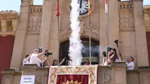 La fiesta se traslada a Estella: así ha sido el lanzamiento del cohete en la localidad navarra