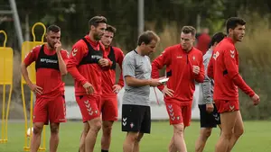 Siete bajas para debutar en Mallorca: Fran M&eacute;rida y Rub&eacute;n Mart&iacute;nez se unen a la lista de lesionados
