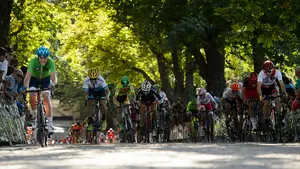 La Vuelta a España 'altera' a Pamplona: suprimen aparcamientos y cierran calles a coches y peatones