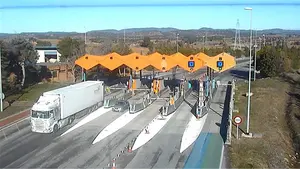 Un asalto a punta de pistola: cae un grupo criminal que robó un camión cerca del peaje de la AP-15 en Marcilla