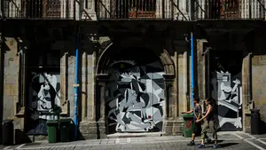 Exigen la dimisión de Barkos, a la que acusan de estar al servicio de Bildu: "Que se vaya"