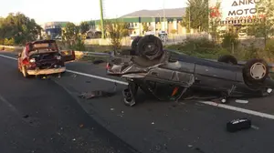 Provocan un accidente en Tajonar en el que vuelcan con su coche y huyen del lugar corriendo hacia Noáin