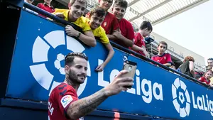Espectacular presentación de Rubén García como nuevo jugador de Osasuna