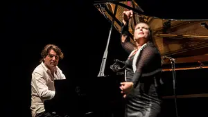 Todo un espectáculo: un Baluarte a rebosar disfruta en concierto de los bailes flamencos mezclados con jazz