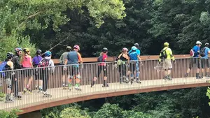 "Deporte sobre ruedas": más de 150 personas participan en la XII Quedada de Patinadores en Pamplona