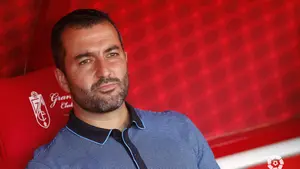 El jugador del Granada Pozo no jug&oacute; ante Lugo por culpa del l&iacute;mite salarial que impone LaLiga