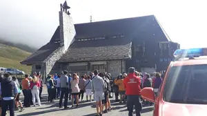 Un acto simbólico: colocan la primera piedra de las obras de rehabilitación del Refugio Ángel Olorón en Belagua