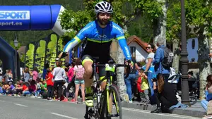 Un médico del Hospital de Navarra recorrerá 244 kilómetros en bicicleta para agradecer la labor de los donantes
