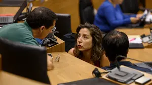 Laura Pérez frena su idea para hacer comparecer al rey Juan Carlos en Pamplona y busca apoyos