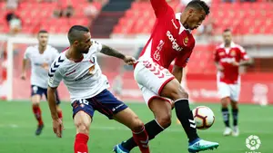 Debacle ante el colista: el equipo de Arrasate desaparece y encaja una dur&iacute;sima derrota ante el N&aacute;stic