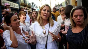 "'&iexcl;Ven&iacute;s a joder!": increpan a pol&iacute;ticos del PP que trataban de dar una rueda de prensa frente a Rozalejo