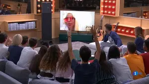 Un 'pepinazo' para la directora de la academia: Leticia Sabater se cuela en 'OT' y responde a Noemí Galera