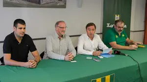 El Waterpolo Navarra manifestará sus quejas ante la comisión de deporte del Parlamento de Navarra